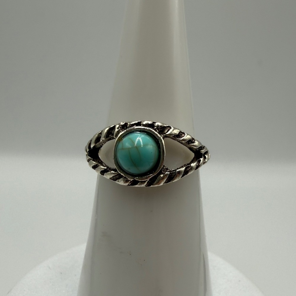 Vintage Silver Tone Turquoise Cabochon Eye Statement Ring Size 5.75 Boho Style